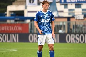 丝毫不怵！186帕斯体重不足150斤，战尤文多达16次对抗成功7次